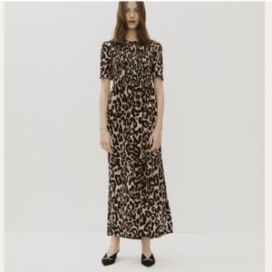 - BAUM UND PFERDGARTEN
Adamaris wild leopard dress